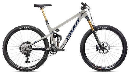 Light tan 2020 Pivot Switchblade Pro XTR Live Valve enduro mountain bike