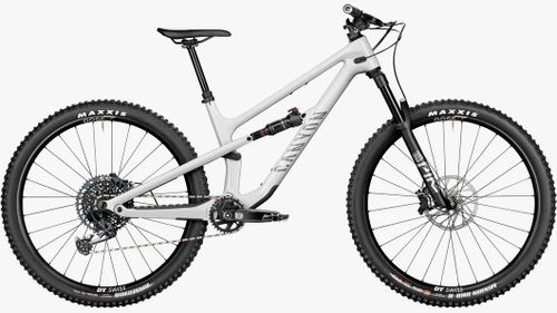 2022 light gray Canyon Spectral 125 CF 7 trail mountain bike